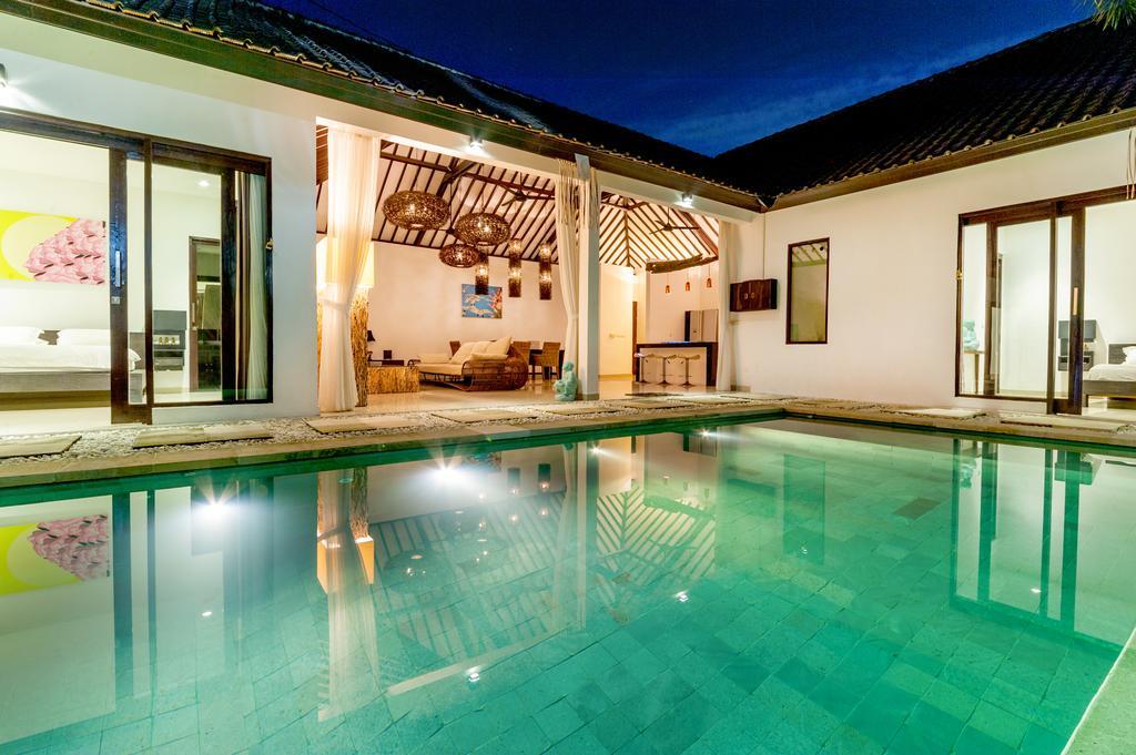 Villa Sara Seminyak Oda fotoğraf